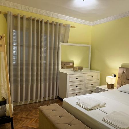 Fun House Serenity Apartman Tirana Kültér fotó