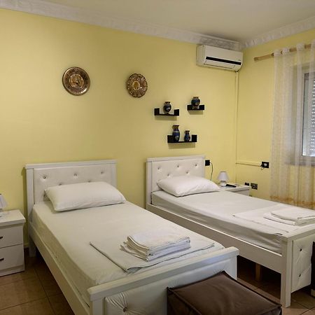 Fun House Serenity Apartman Tirana Kültér fotó