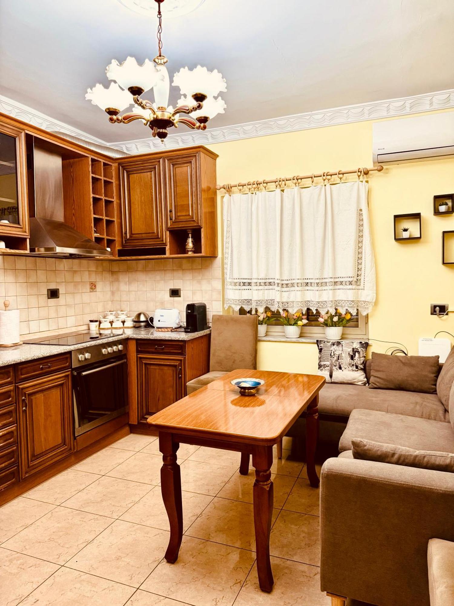 Fun House Serenity Apartman Tirana Kültér fotó