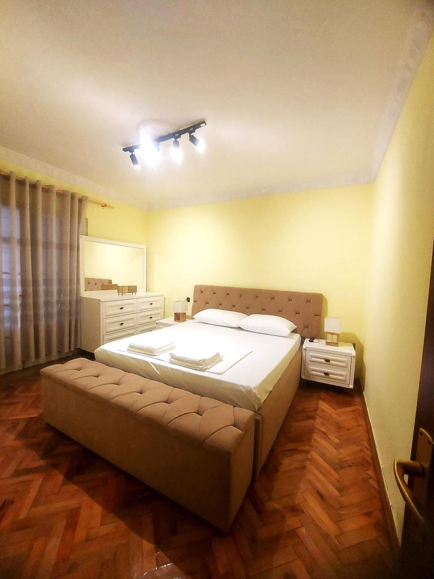 Fun House Serenity Apartman Tirana Kültér fotó